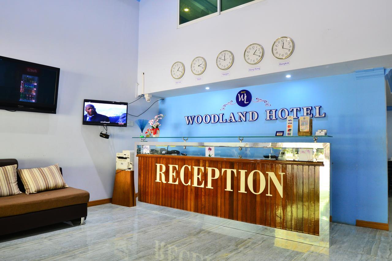 Woodland Hotel Yangón Exterior foto
