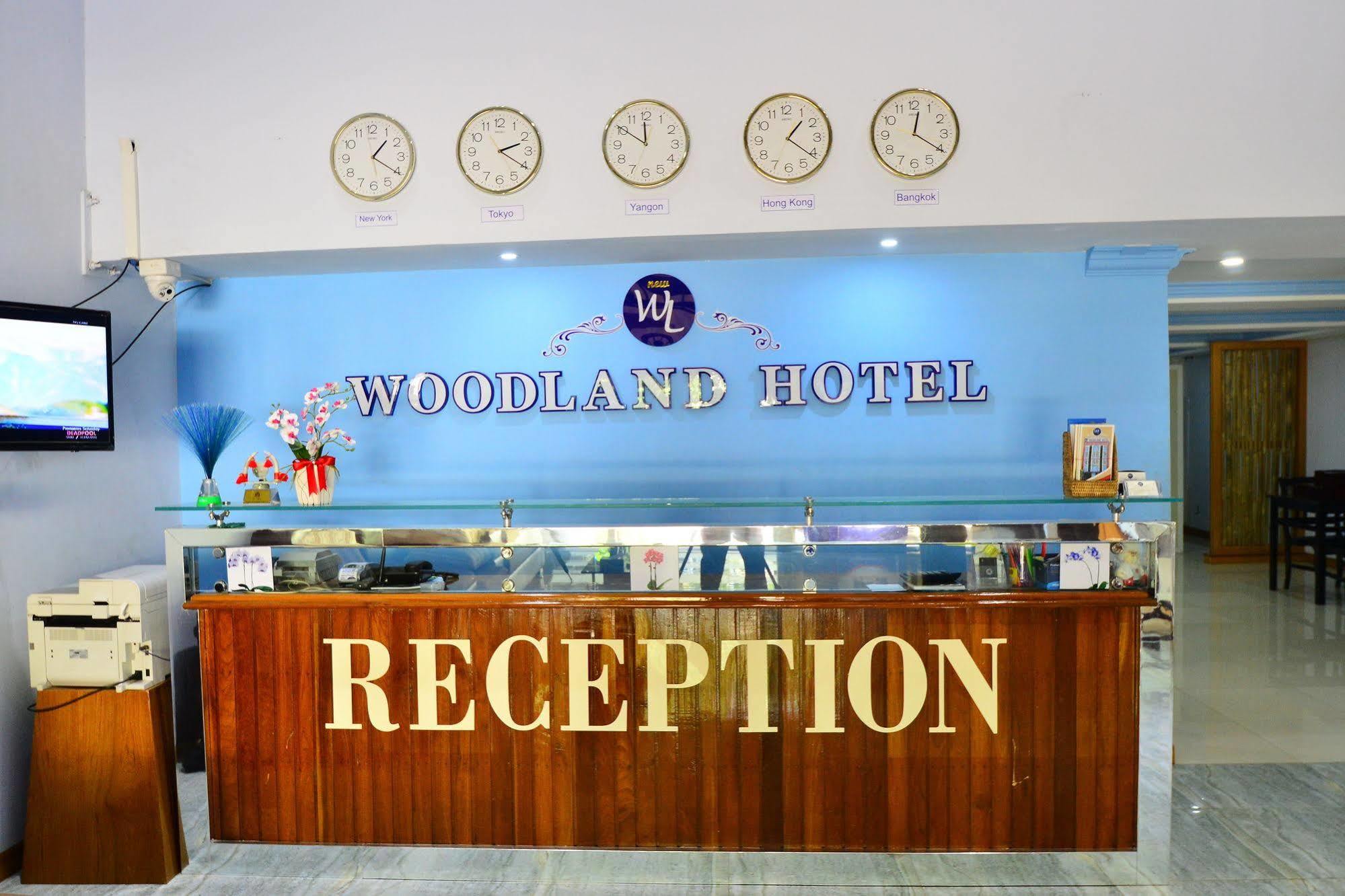 Woodland Hotel Yangón Exterior foto
